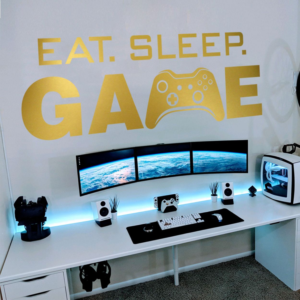 Eat sleep game stickers can be stuck to bedroom Wall IPAD CAR BAG LAP TOP 